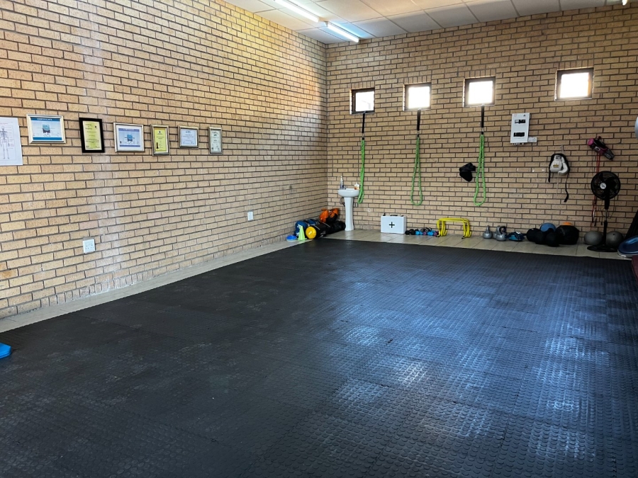 To Let commercial Property for Rent in Meerhof North West